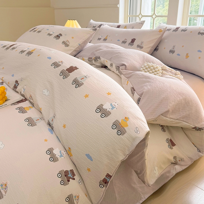 91家纺网 家纺一手货源 找家纺 悠米悠家 2026新款亲肤舒适木棉双层纱印花四件套 云间小铁道