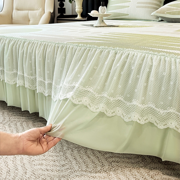 91家纺网 家纺一手货源 找家纺 宜派家纺 2026新款几何PE凉感丝床裙款凉席三件套 几何绿-床裙