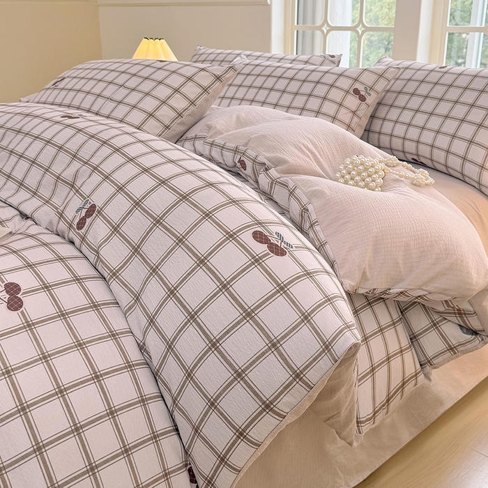 91家纺网 家纺一手货源 找家纺 悠米悠家 2026新款亲肤舒适木棉双层纱印花四件套 云樱格语