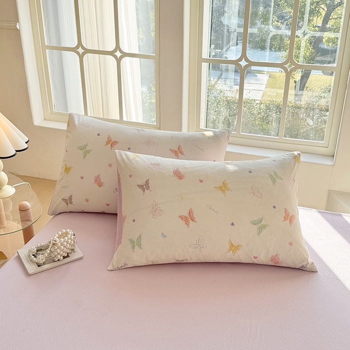 91家纺网 家纺一手货源 找家纺 悠米悠家 2026新款亲肤舒适木棉双层纱印花四件套 温软蝶梦