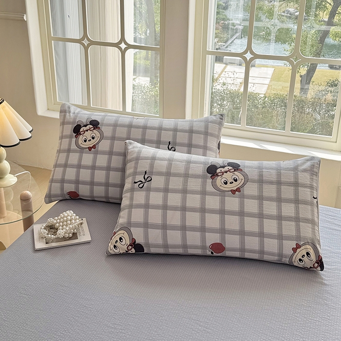 91家纺网 家纺一手货源 找家纺 悠米悠家 2026新款亲肤舒适木棉双层纱印花四件套 萌趣LABUBU