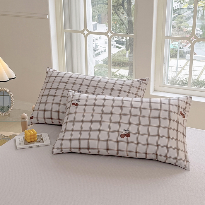 91家纺网 家纺一手货源 找家纺 悠米悠家 2026新款亲肤舒适木棉双层纱印花四件套 云樱格语