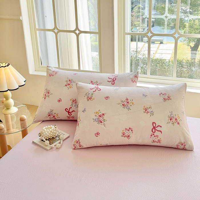 91家纺网 家纺一手货源 找家纺 悠米悠家 2026新款亲肤舒适木棉双层纱印花四件套 密语甜梦