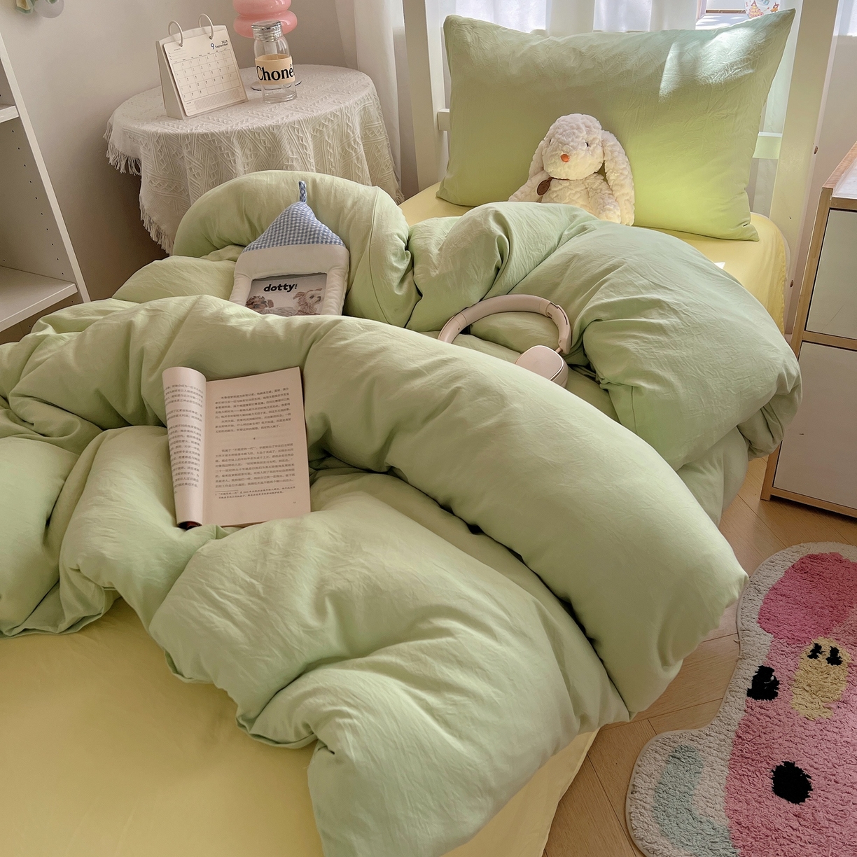 91家纺网 家纺一手货源 找家纺 缦绣阁家纺 2026新款亲肤水洗棉纯色四件套床单被罩被套单件学生宿舍上下铺单人三件套 果绿浅黄