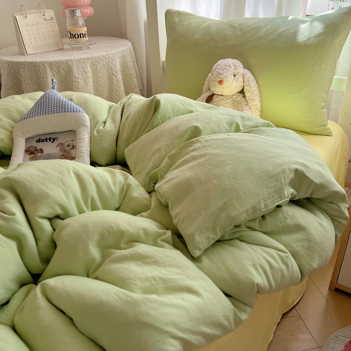 91家纺网 家纺一手货源 找家纺 缦绣阁家纺 2026新款亲肤水洗棉纯色四件套床单被罩被套单件学生宿舍上下铺单人三件套 果绿浅黄