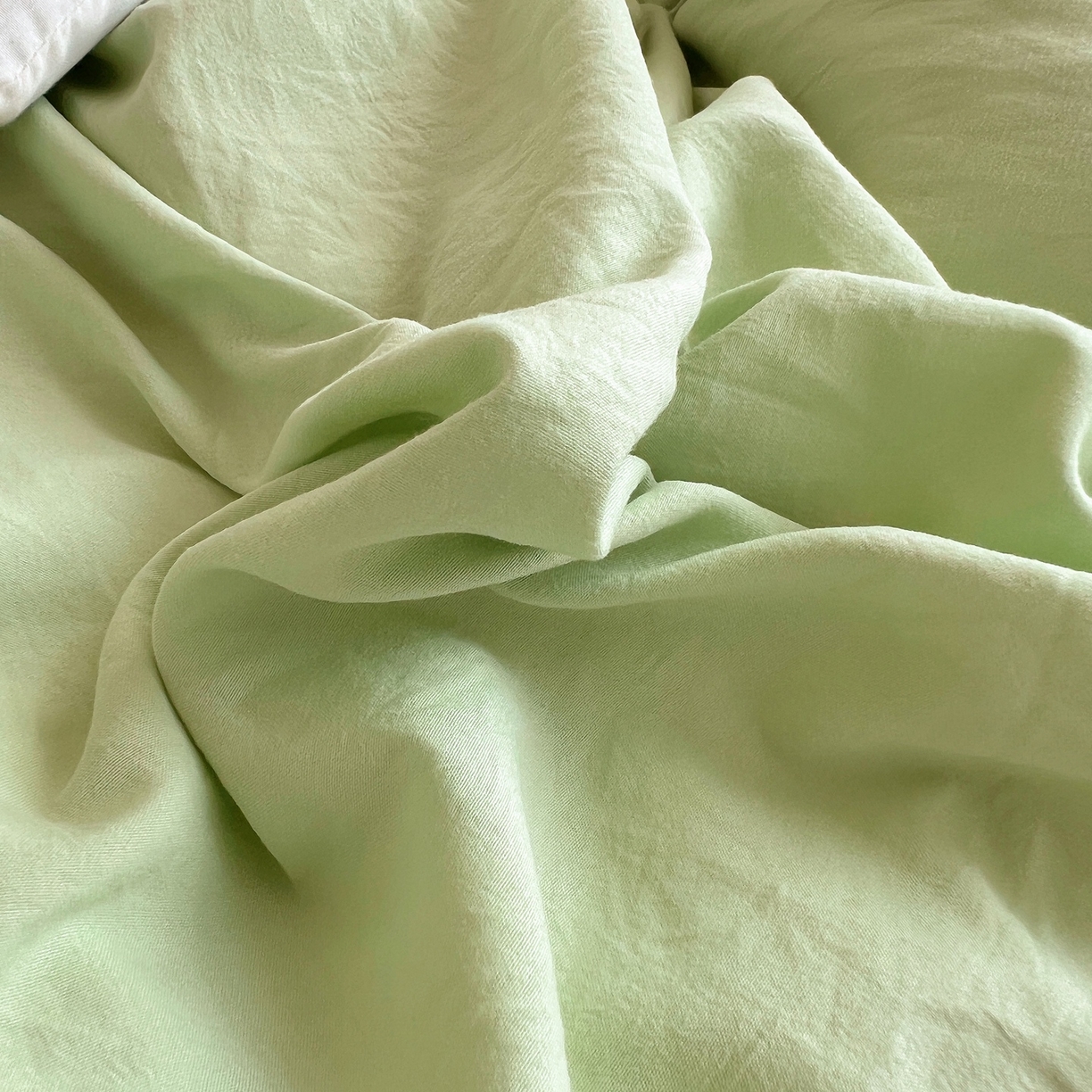 91家纺网 家纺一手货源 找家纺 缦绣阁家纺 2026新款亲肤水洗棉纯色四件套床单被罩被套单件学生宿舍上下铺单人三件套 果绿浅黄