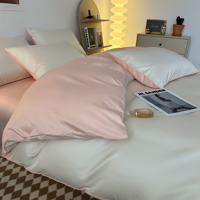 91家纺网 家纺一手货源 找家纺 缦绣阁家纺  2026新款夏季轻奢水洗冰丝四件套真丝简约纯色被罩被套学生宿舍三件套-洛可可系列 洛可可-奶昔粉