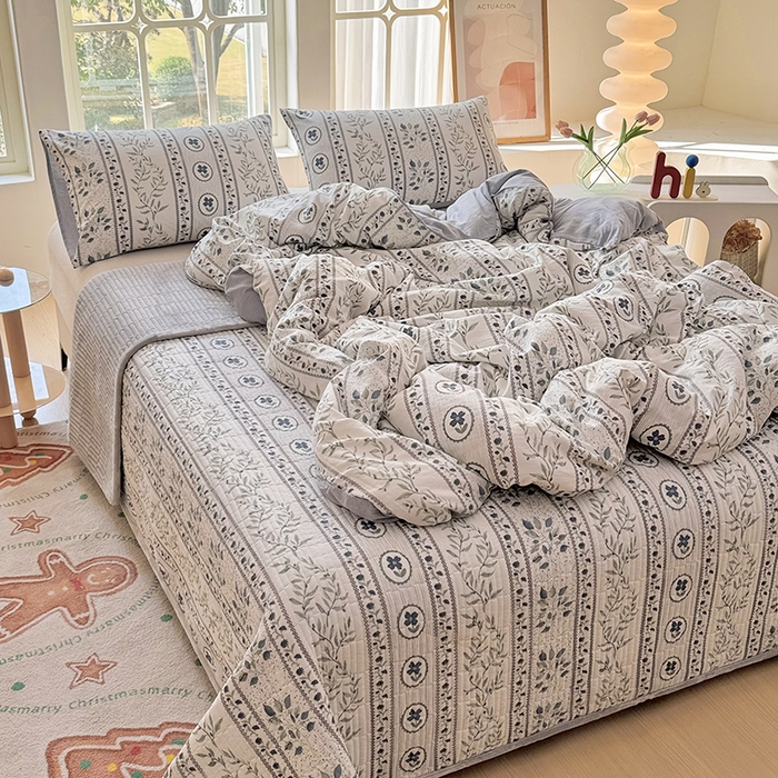 91家纺网 家纺一手货源 找家纺 悠米悠家 2026新款亲肤舒适木棉双层纱印花四件套 青屿花园