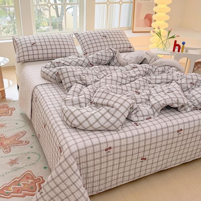 91家纺网 家纺一手货源 找家纺 悠米悠家 2026新款亲肤舒适木棉双层纱印花四件套 云樱格语