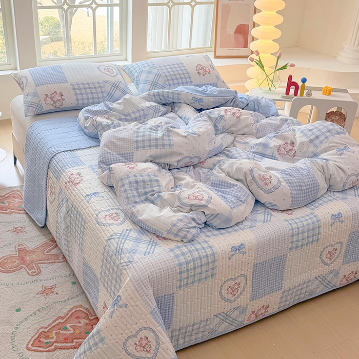 91家纺网 家纺一手货源 找家纺 悠米悠家 2026新款亲肤舒适木棉双层纱印花四件套 海盐甜玫梦