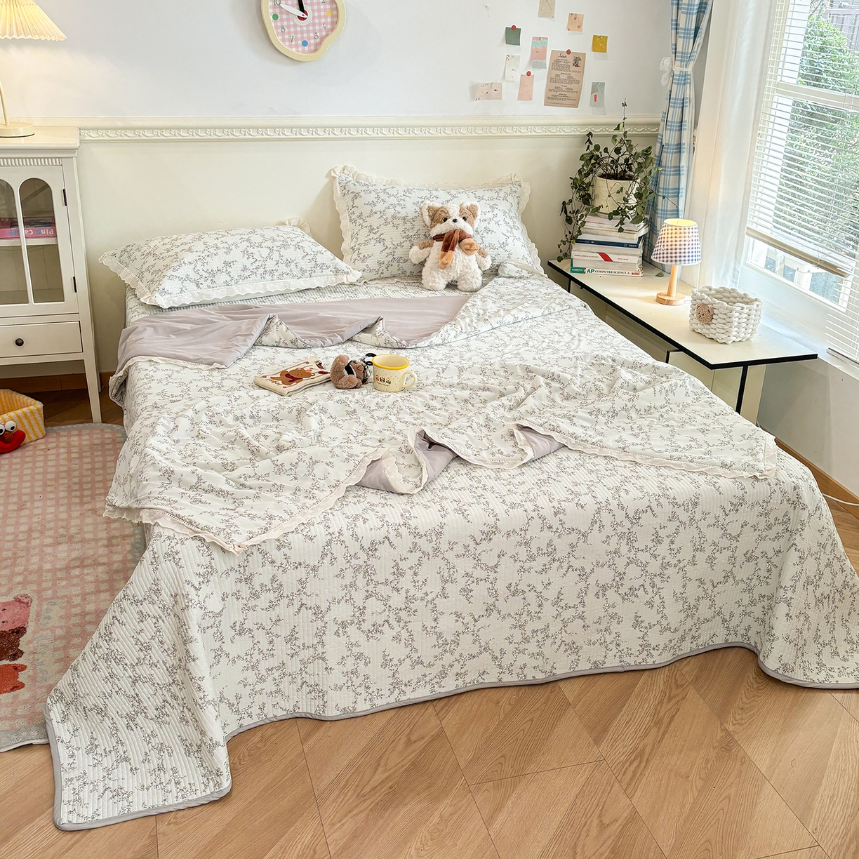 91家纺网 家纺一手货源 找家纺 优悦生活馆 2026新款花边款锦氨凉感丝夏被 紫雾