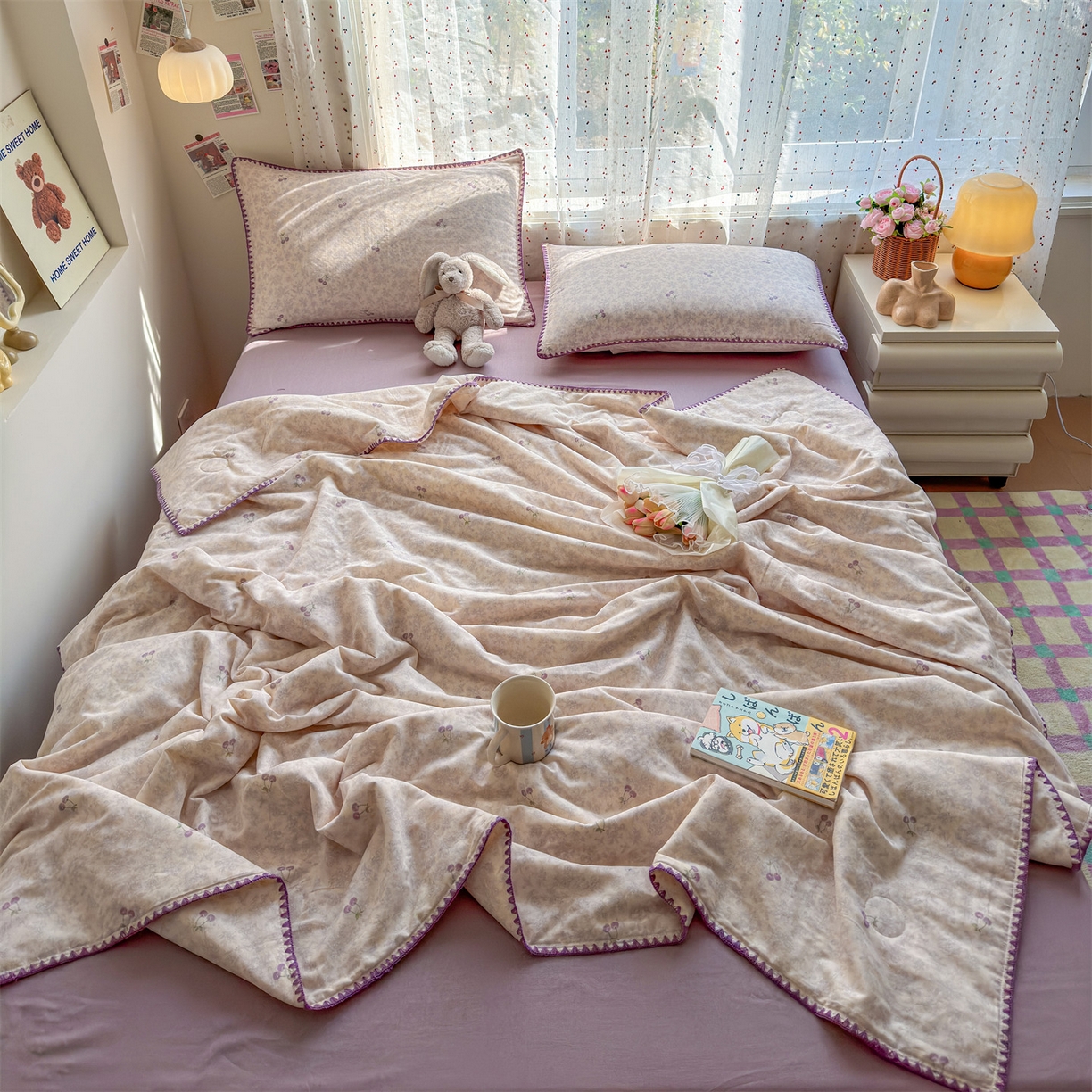 91家纺网 家纺一手货源 找家纺 被窝家纺 2026春夏新款贝壳边全棉双层纱大豆夏凉被空调被夏被四件套 车厘子