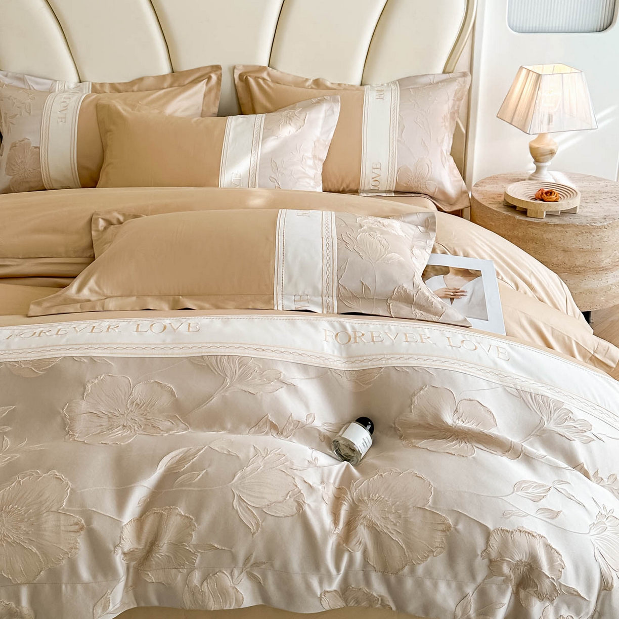 91家纺网 家纺一手货源 找家纺 犇牛仓储供应链 2026春夏新款浮雕刺绣四件套-浮光韵梦 浮光韵梦-羊脂杏