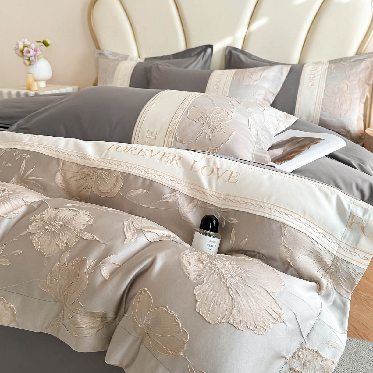 91家纺网 家纺一手货源 找家纺 犇牛仓储供应链 2026春夏新款浮雕刺绣四件套-浮光韵梦 浮光韵梦-雅士灰