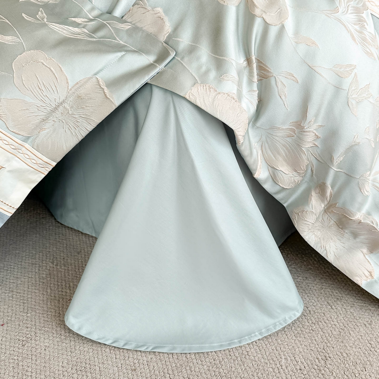 91家纺网 家纺一手货源 找家纺 犇牛仓储供应链 2026春夏新款浮雕刺绣四件套-浮光韵梦 浮光韵梦-新芽兰