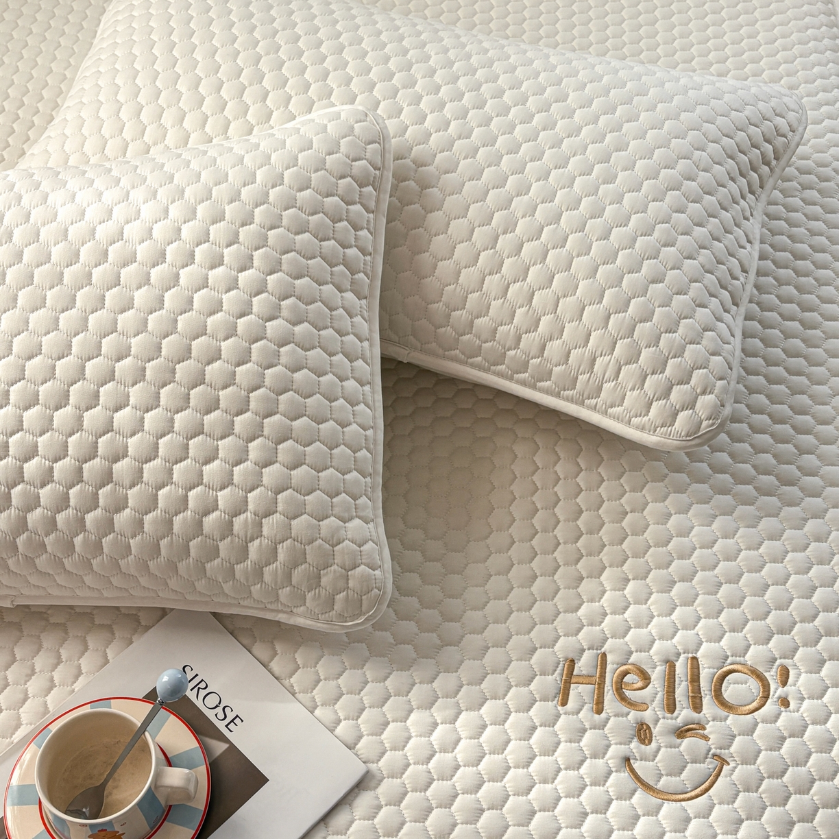 91家纺网 家纺一手货源 找家纺 居眠 2026新款微笑全棉夹棉单枕套枕套单件 微笑-白色