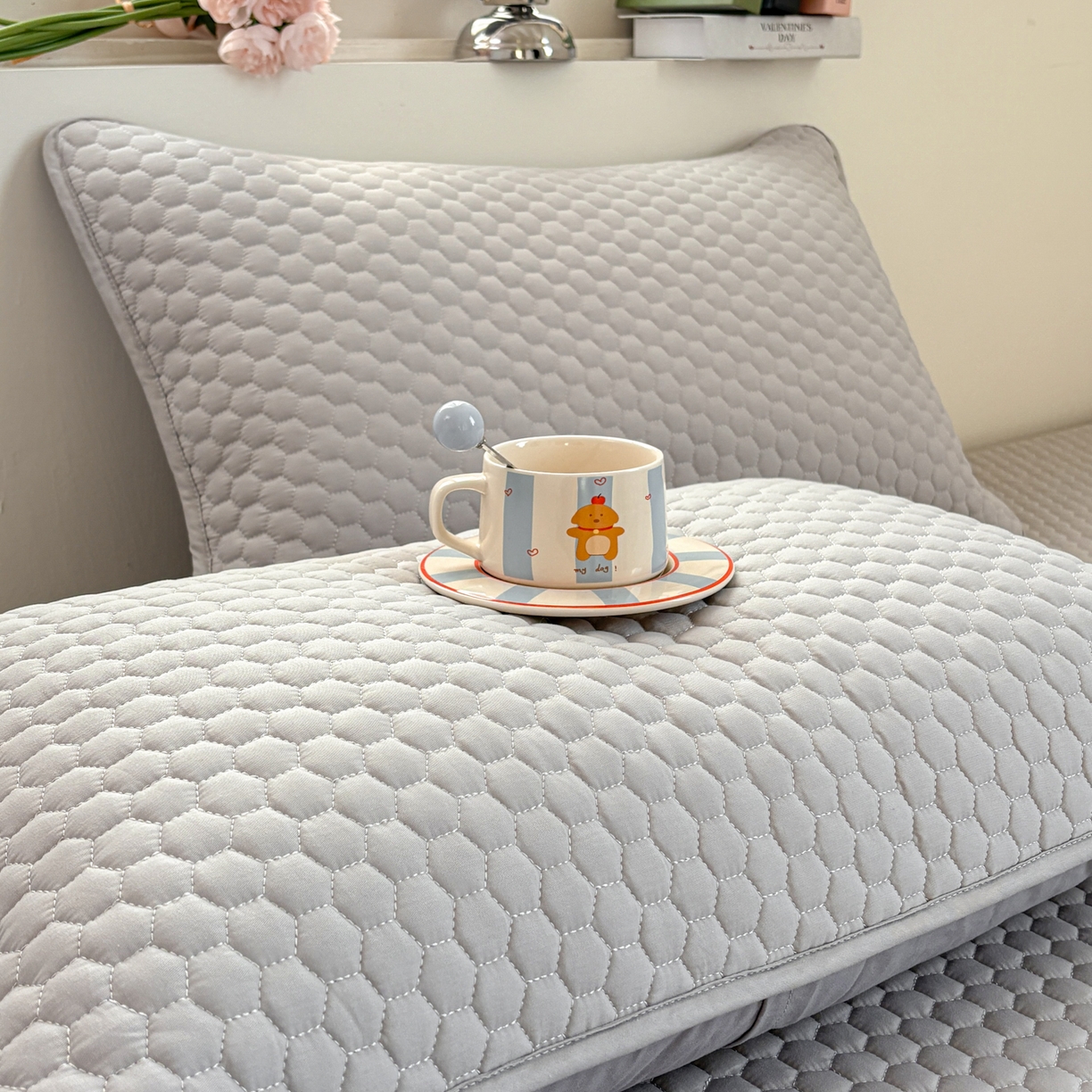 91家纺网 家纺一手货源 找家纺 居眠 2026新款微笑全棉夹棉单枕套枕套单件 微笑-灰色