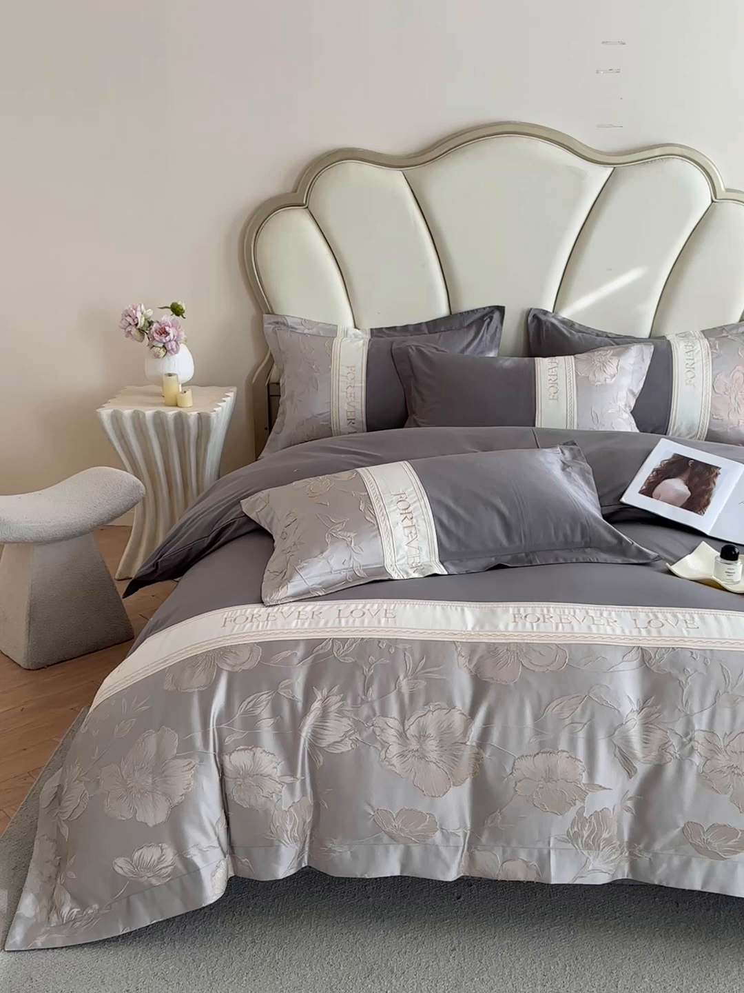 91家纺网 家纺一手货源 找家纺 犇牛仓储供应链 2026春夏新款浮雕刺绣四件套-浮光韵梦 浮光韵梦-雅士灰