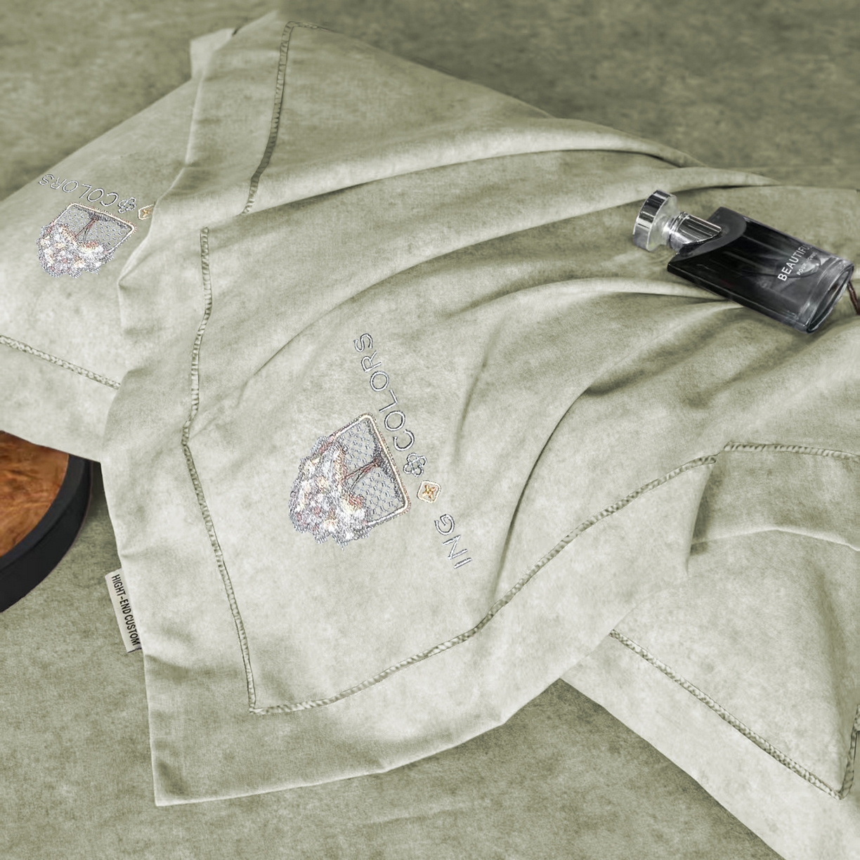 91家纺网 家纺一手货源 找家纺 玖玖爱家纺 2026新款波尔卡全棉全工艺AB版刺绣四件套 浅绿