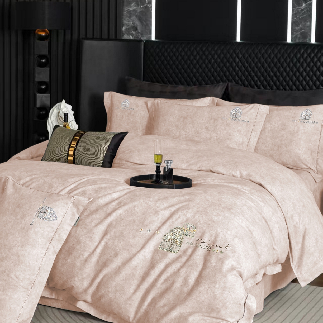 91家纺网 家纺一手货源 找家纺 玖玖爱家纺 2026新款波尔卡全棉全工艺AB版刺绣四件套 暖米