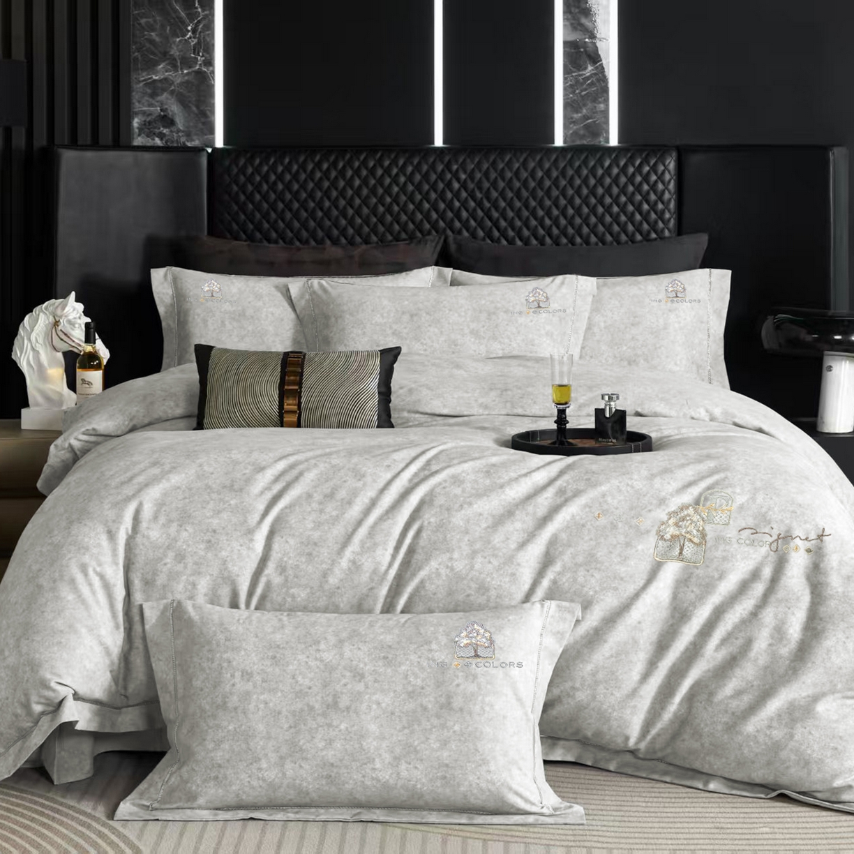 91家纺网 家纺一手货源 找家纺 玖玖爱家纺 2026新款波尔卡全棉全工艺AB版刺绣四件套 银灰