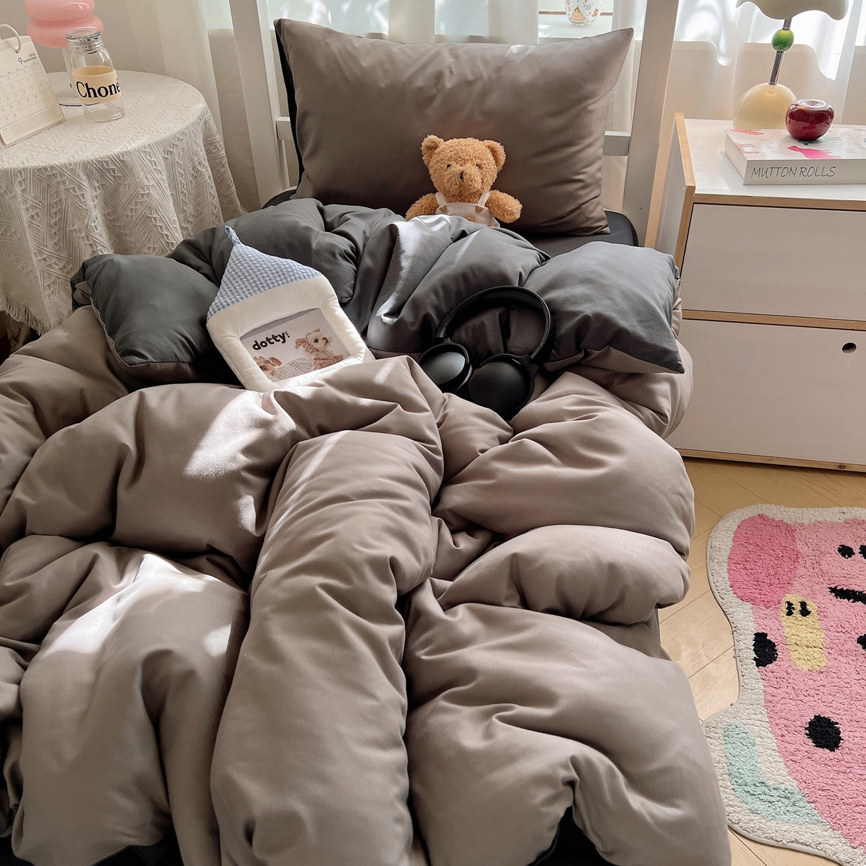 91家纺网 家纺一手货源 找家纺 缦绣阁家纺 2026新款亲肤水洗棉纯色四件套床单被罩被套单件学生宿舍上下铺单人三件套 浅灰深灰