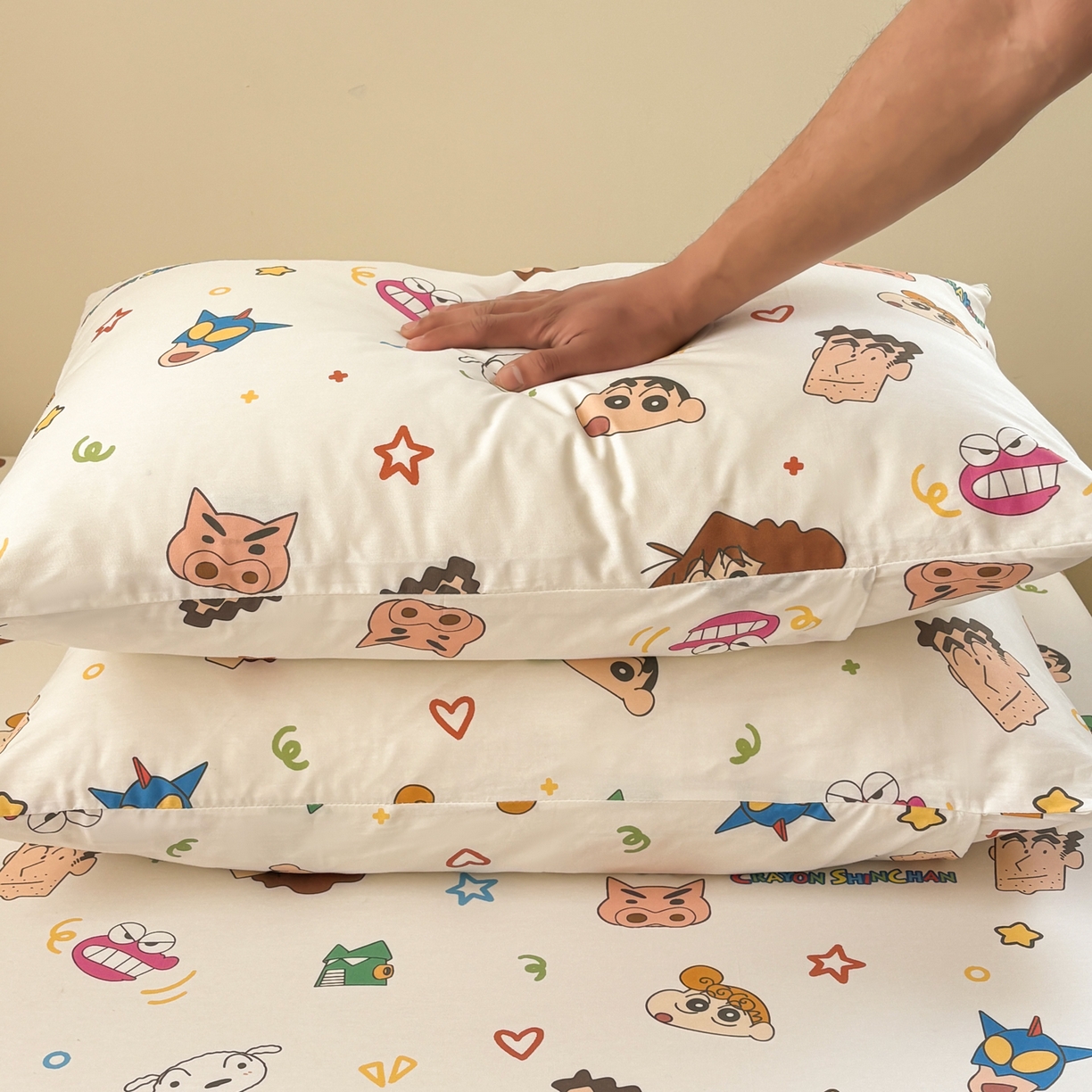 91家纺网 家纺一手货源 找家纺 居眠 2026新款全棉纯棉印花单层蜡笔小新单枕套枕套单件 幸运小新