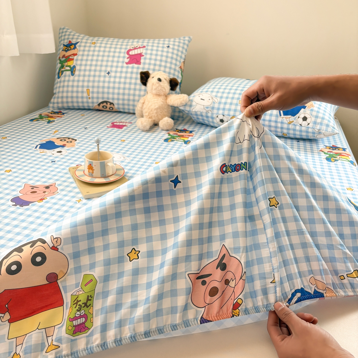 91家纺网 家纺一手货源 找家纺 居眠 2026新款全棉纯棉印花单层蜡笔小新单床笠床笠单件 蓝格小新