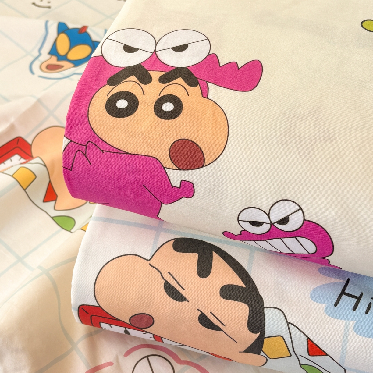 91家纺网 家纺一手货源 找家纺 居眠 2026新款全棉纯棉印花单层蜡笔小新单床笠床笠单件 组合图仅供展示-不可下单