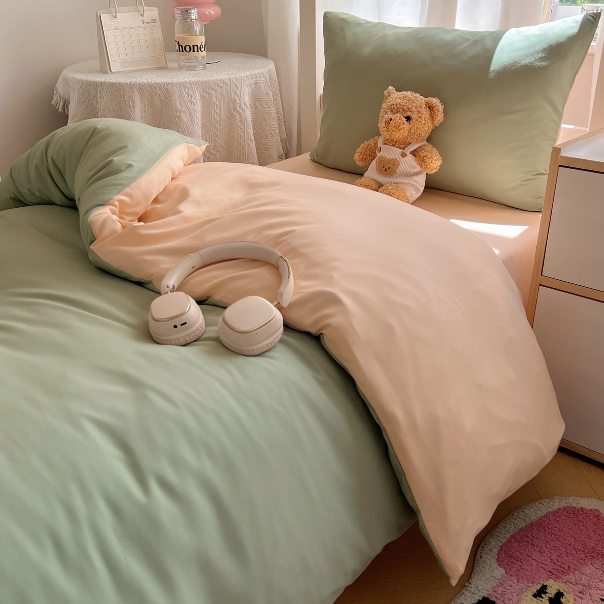 91家纺网 家纺一手货源 找家纺 缦绣阁家纺 2026新款亲肤水洗棉纯色四件套床单被罩被套单件学生宿舍上下铺单人三件套 浅绿浅驼