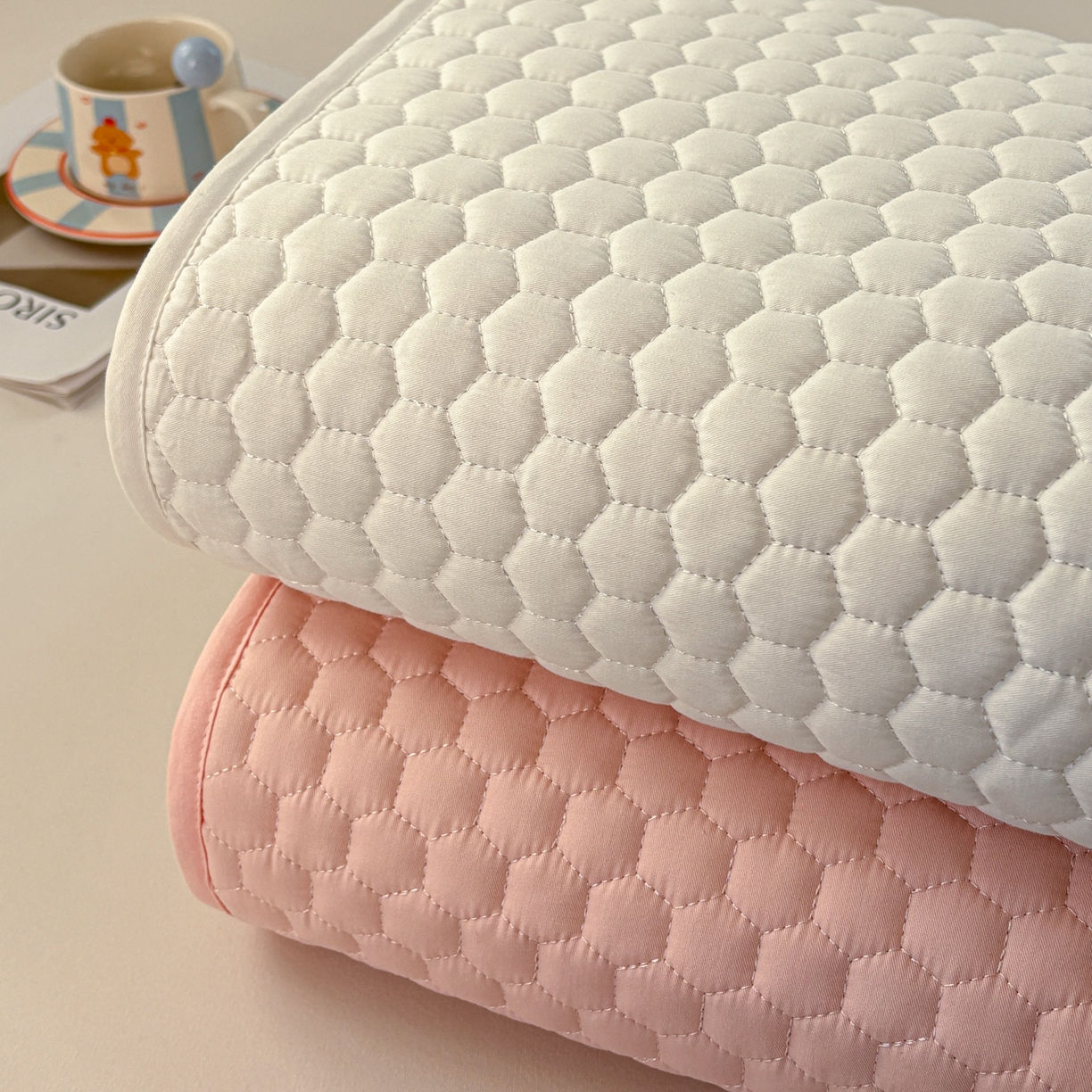 91家纺网 家纺一手货源 找家纺 居眠 2026新款微笑全棉夹棉单床笠床笠单件 组合图仅供展示-不可下单