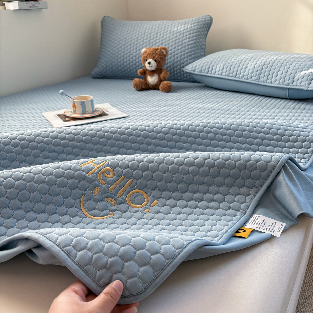 91家纺网 家纺一手货源 找家纺 居眠 2026新款微笑全棉夹棉单床笠床笠单件 微笑-蓝色