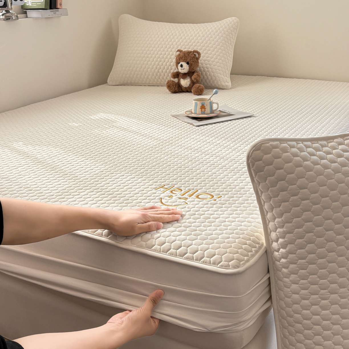 91家纺网 家纺一手货源 找家纺 居眠 2026新款微笑全棉夹棉单床笠床笠单件 微笑-白色