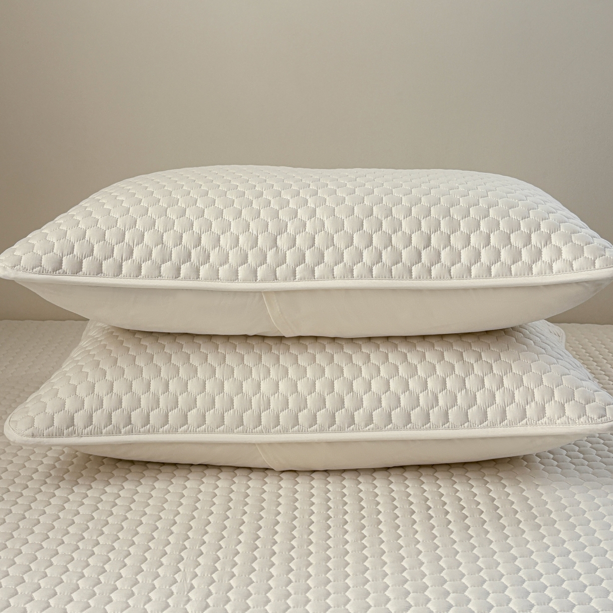 91家纺网 家纺一手货源 找家纺 居眠 2026新款微笑全棉夹棉单床笠床笠单件 微笑-白色