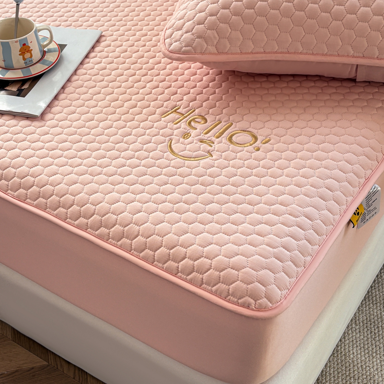 91家纺网 家纺一手货源 找家纺 居眠 2026新款微笑全棉夹棉单床笠床笠单件 微笑-粉色