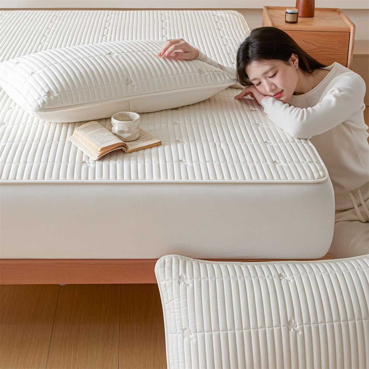 91家纺网 家纺一手货源 找家纺 （总）居眠 2026新款三叶草刺绣棉花防水单床笠床笠单件