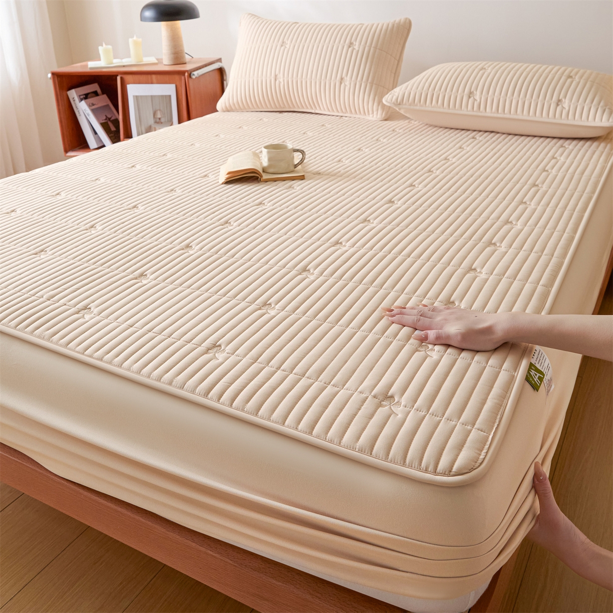 91家纺网 家纺一手货源 找家纺 （总）居眠 2026新款三叶草刺绣棉花防水单床笠床笠单件