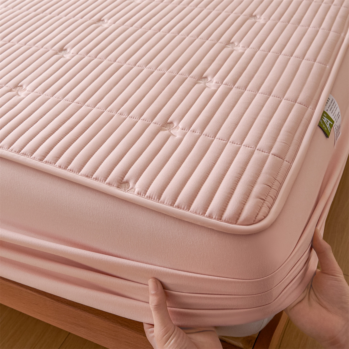 91家纺网 家纺一手货源 找家纺 居眠 2026新款三叶草刺绣棉花防水单床笠床笠单件 三叶草-粉