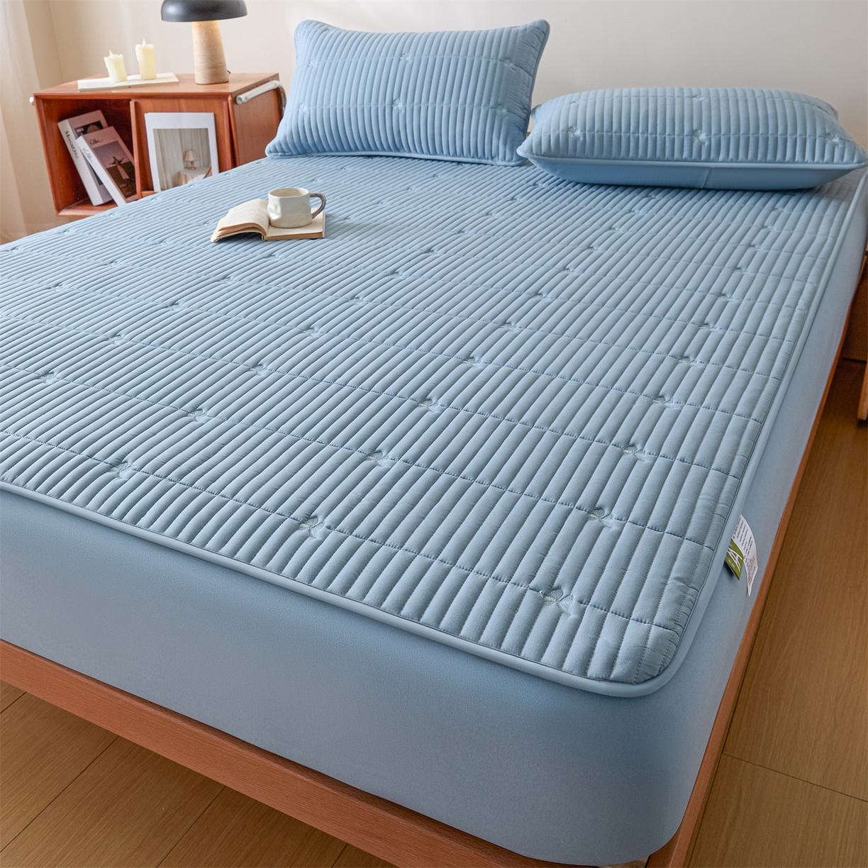 91家纺网 家纺一手货源 找家纺 居眠 2026新款三叶草刺绣棉花防水单床笠床笠单件 三叶草-蓝