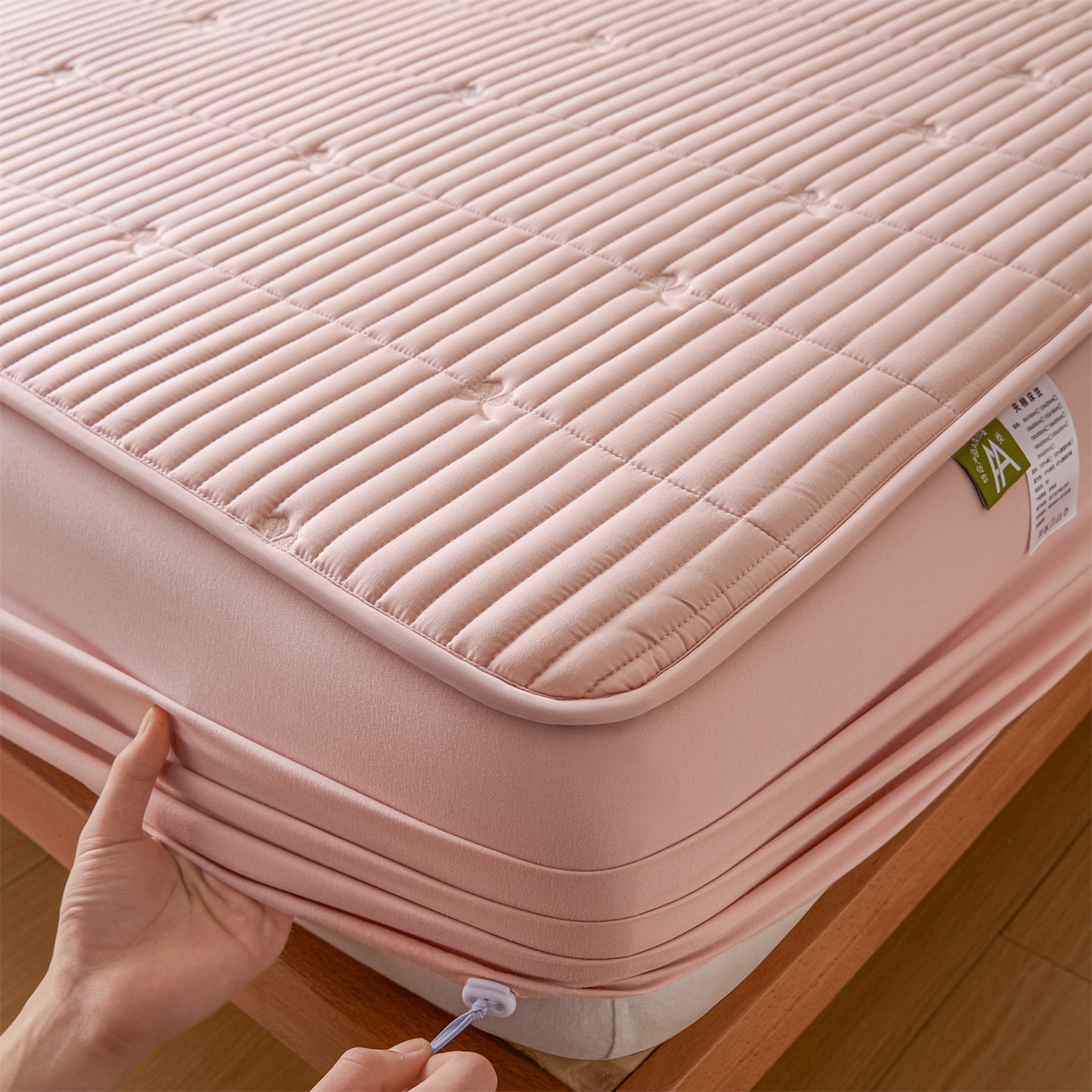 91家纺网 家纺一手货源 找家纺 居眠 2026新款三叶草刺绣棉花防水单床笠床笠单件 三叶草-粉