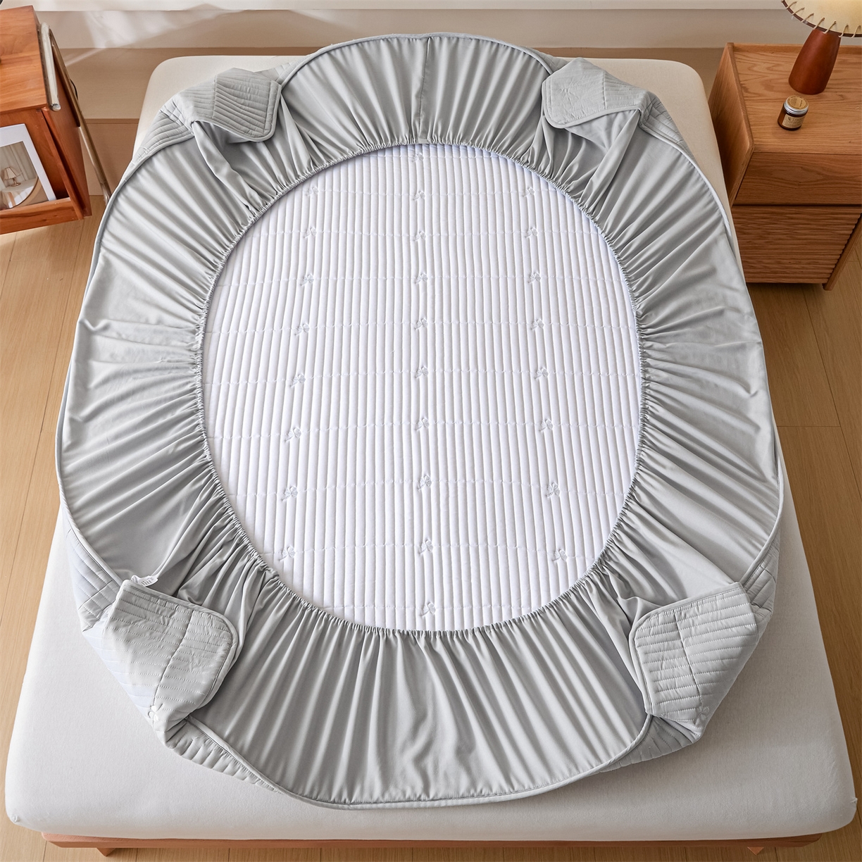 91家纺网 家纺一手货源 找家纺 居眠 2026新款三叶草刺绣棉花防水单床笠床笠单件 三叶草-灰