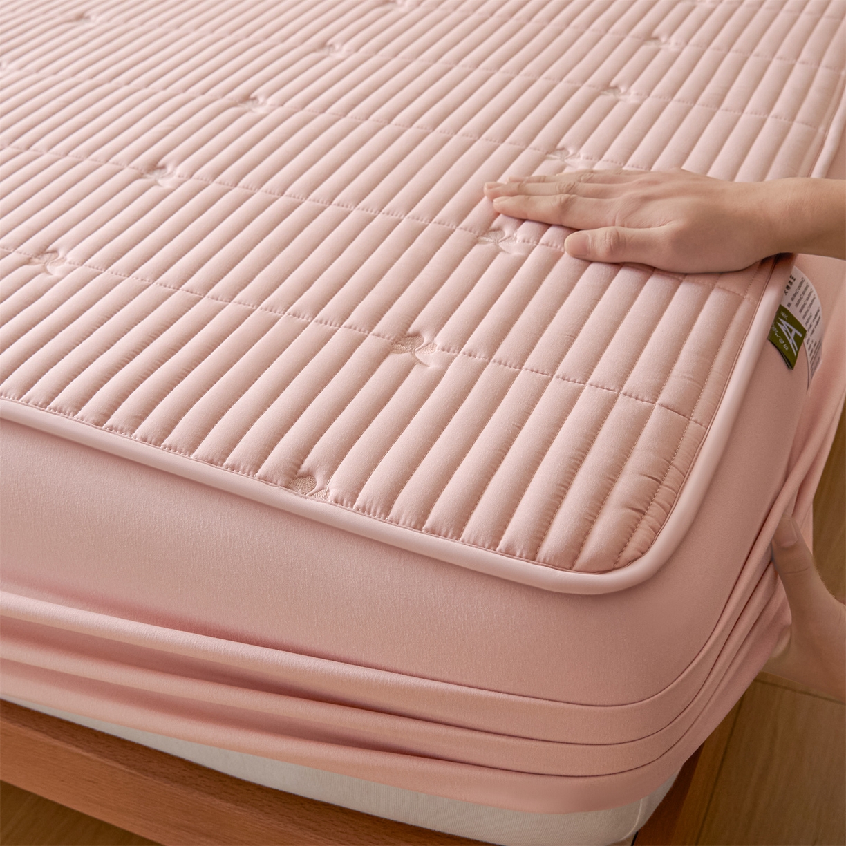 91家纺网 家纺一手货源 找家纺 居眠 2026新款三叶草刺绣棉花防水单床笠床笠单件 三叶草-粉