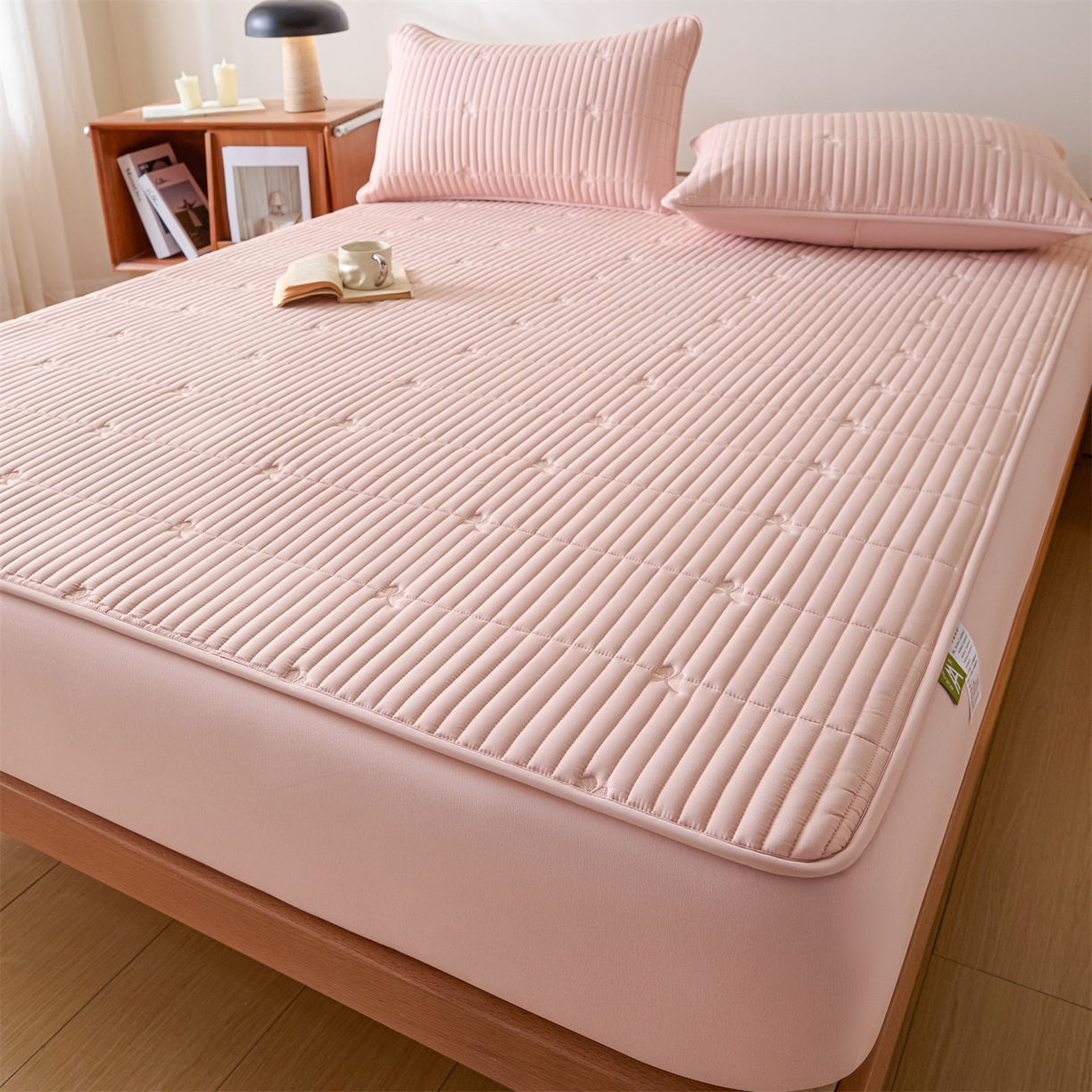 91家纺网 家纺一手货源 找家纺 居眠 2026新款三叶草刺绣棉花防水单床笠床笠单件 三叶草-粉