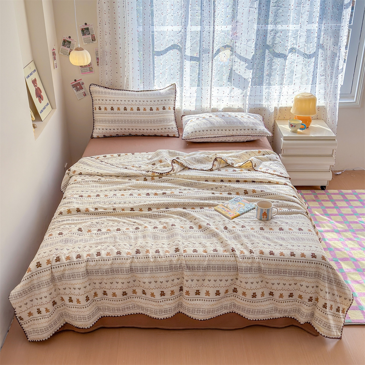 91家纺网 家纺一手货源 找家纺 被窝家纺 2026春夏新款贝壳边全棉双层纱大豆夏凉被空调被夏被四件套 费尔岛小熊