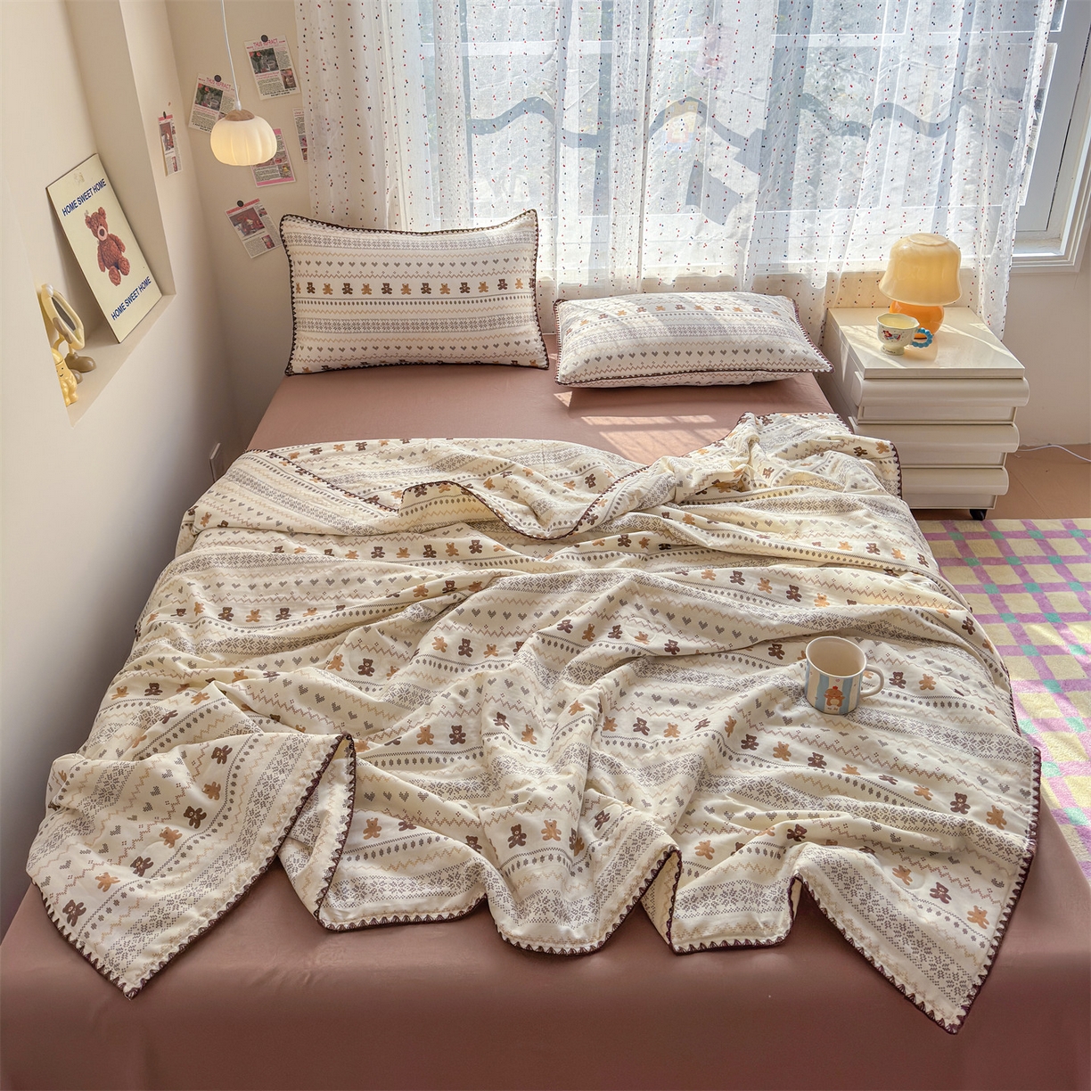 91家纺网 家纺一手货源 找家纺 被窝家纺 2026春夏新款贝壳边全棉双层纱大豆夏凉被空调被夏被四件套 费尔岛小熊