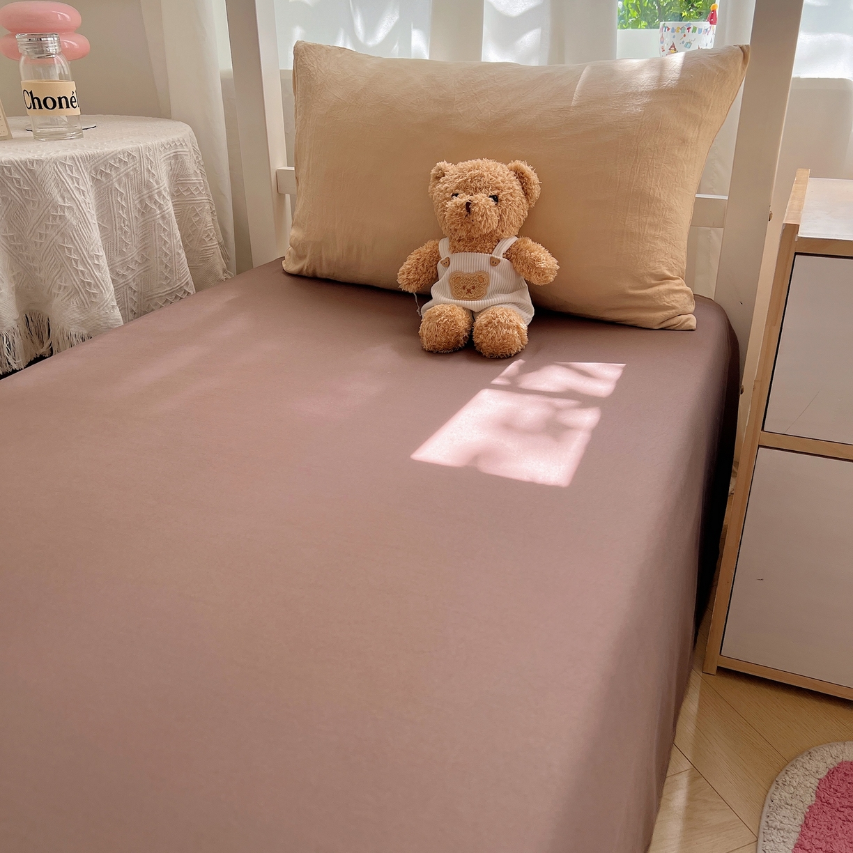 91家纺网 家纺一手货源 找家纺 缦绣阁家纺 2026新款亲肤水洗棉纯色四件套床单被罩被套单件学生宿舍上下铺单人三件套 浅驼深咖