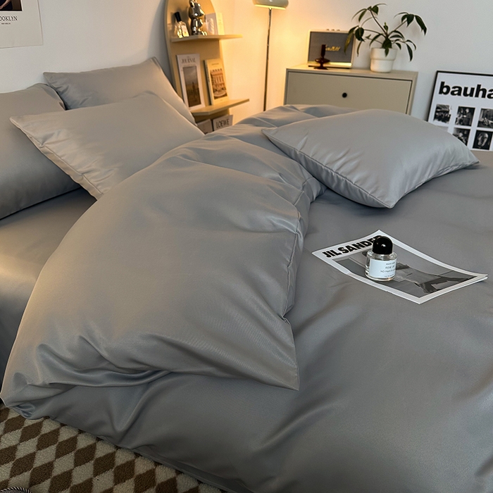 91家纺网 家纺一手货源 找家纺 缦绣阁家纺  2026新款夏季轻奢水洗冰丝四件套真丝简约纯色被罩被套学生宿舍三件套-洛可可系列 洛可可-银灰