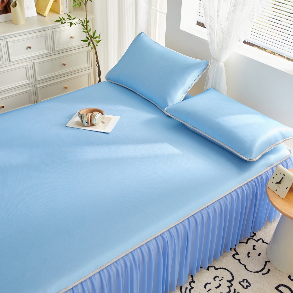 91家纺网 家纺一手货源 找家纺 优莱床垫 2026新款冰丝复合抗菌凉席床裙款 冰川蓝凉席床裙