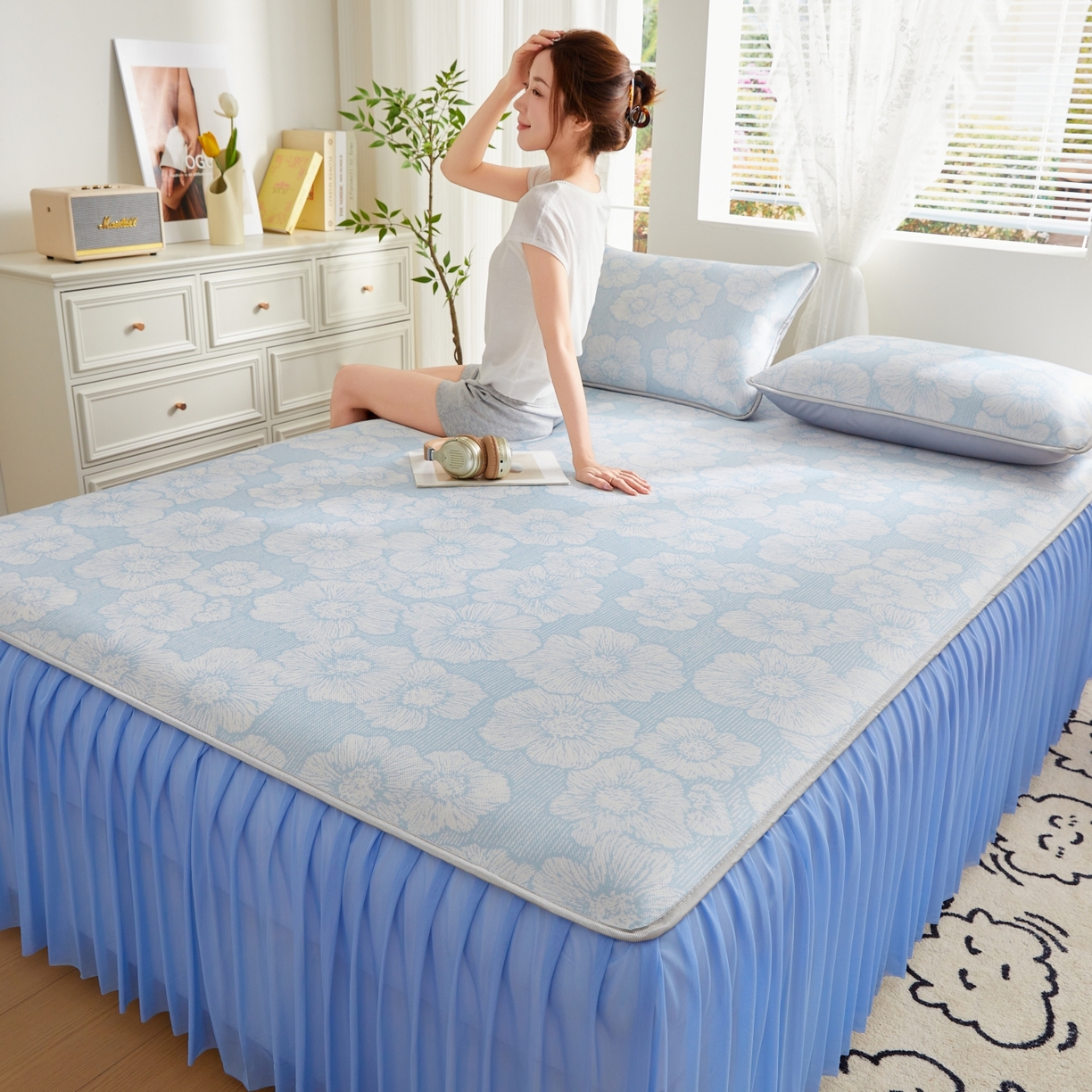 91家纺网 家纺一手货源 找家纺 优莱床垫 2026新款冰丝复合抗菌凉席床裙款 蓝茵大花凉席床裙