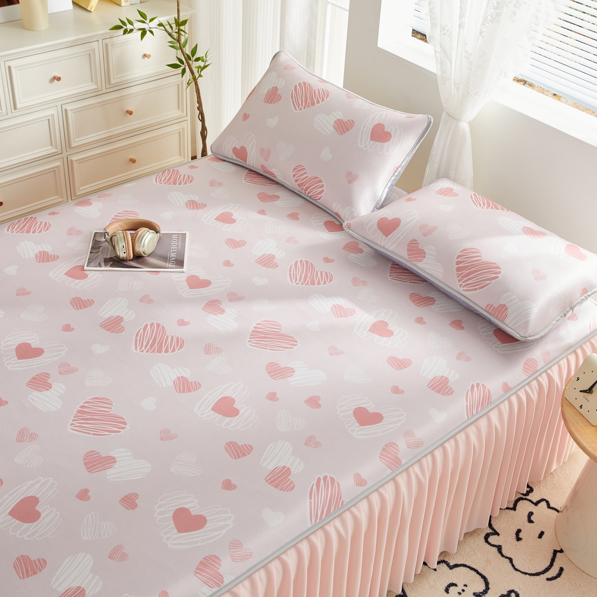 91家纺网 家纺一手货源 找家纺 优莱床垫 2026新款冰丝复合抗菌凉席床裙款 心心相印凉席床裙